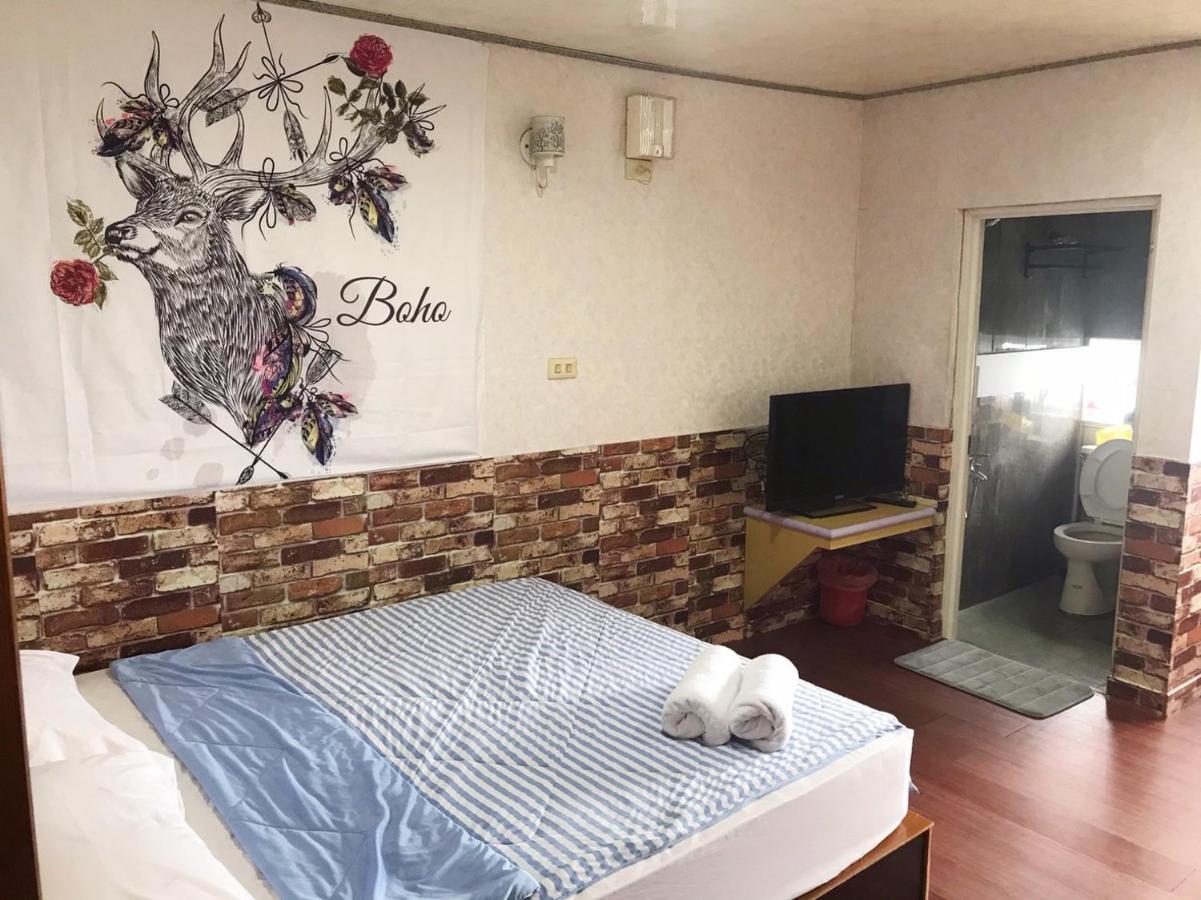 海人生海景民宿cest La Vie Bed & Breakfast Lyudao Exterior photo