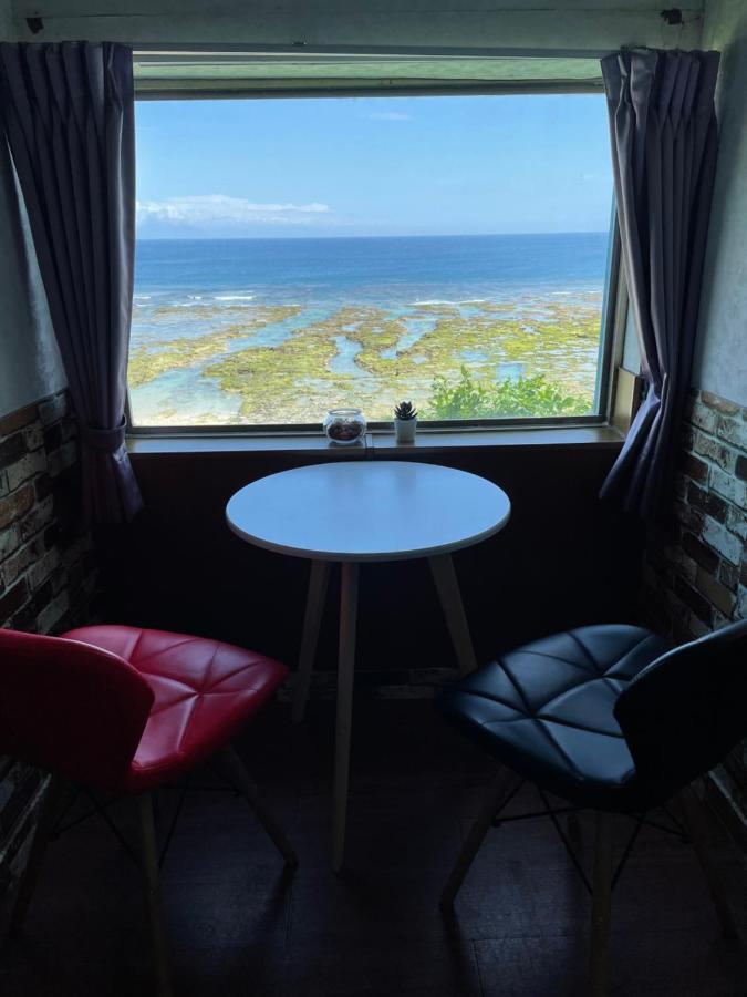 海人生海景民宿cest La Vie Bed & Breakfast Lyudao Exterior photo